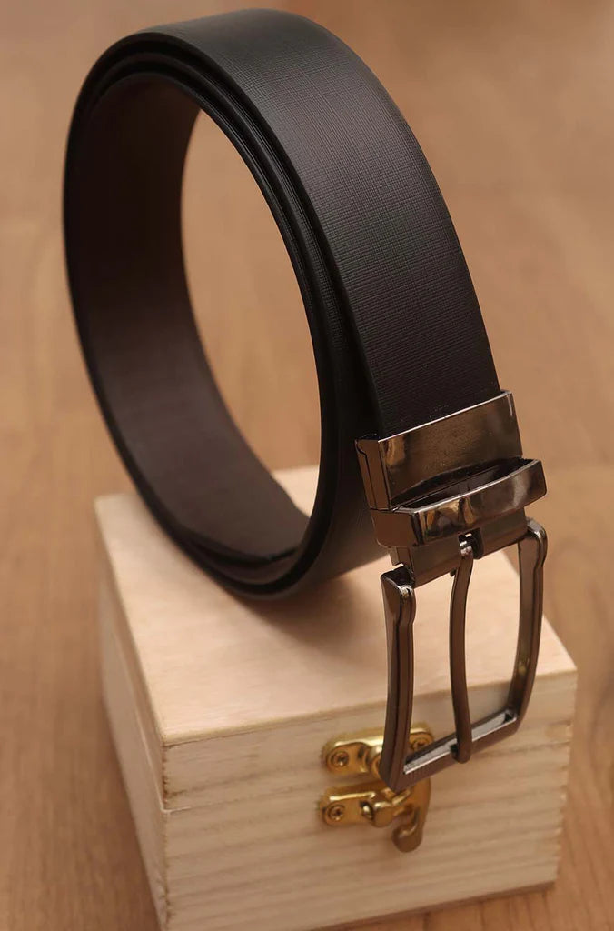 Pin by C B on All Black & Fashion  Black louis vuitton belt, Mens  accessories fashion, Louis vuitton mens belt