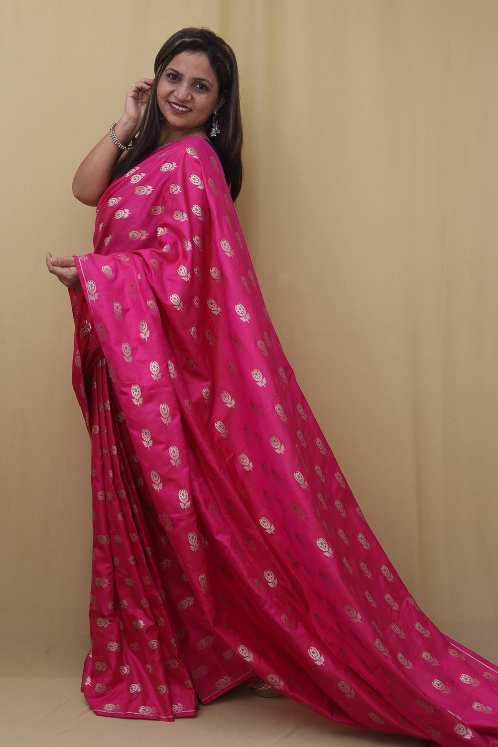 Buy Pink Sarees for Women by Choiceit Online