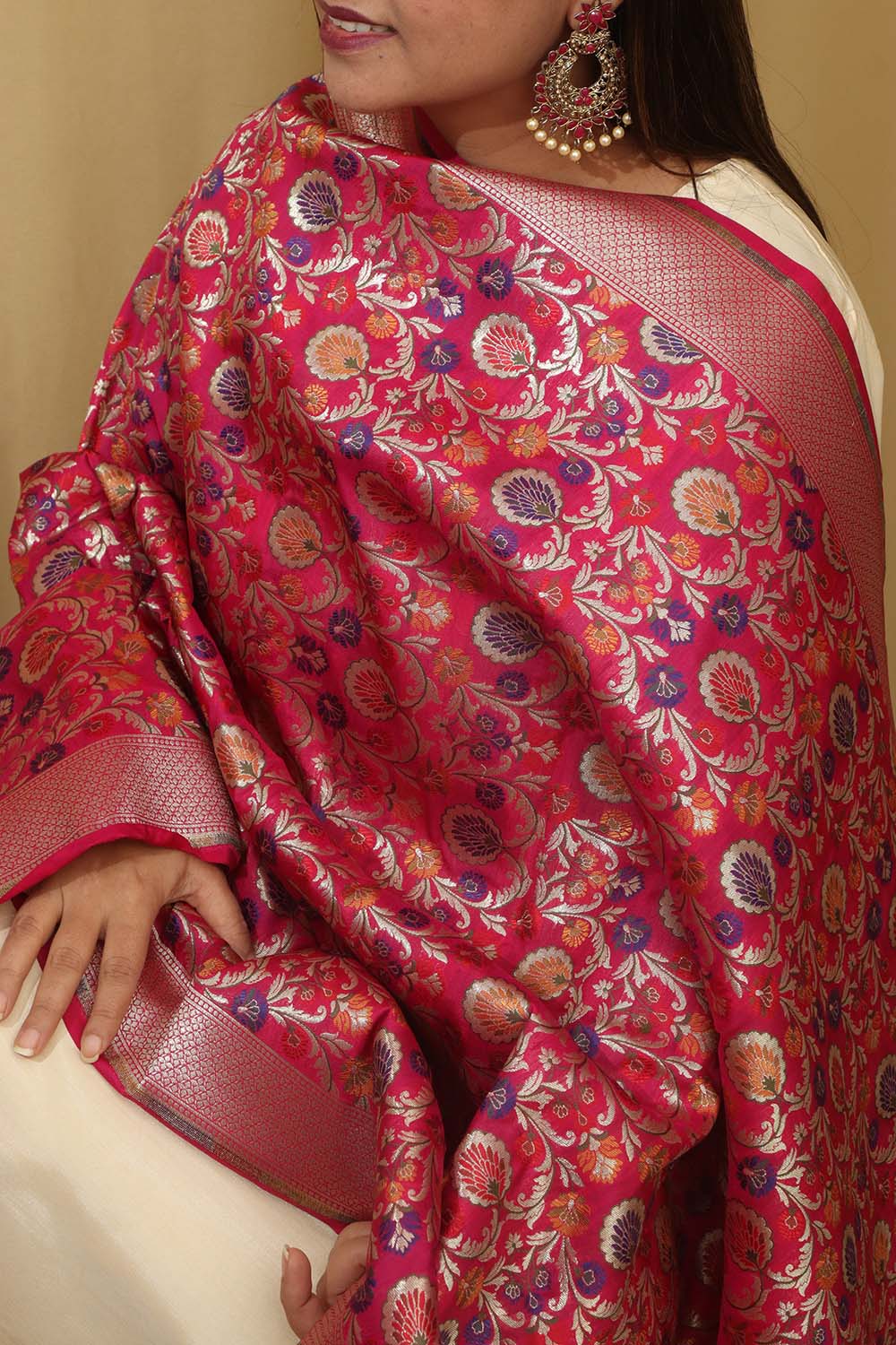 Opulent Pink Banarasi Kimkhwab Design Silk Dupatta - Elegant and Luxurious - Luxurion World