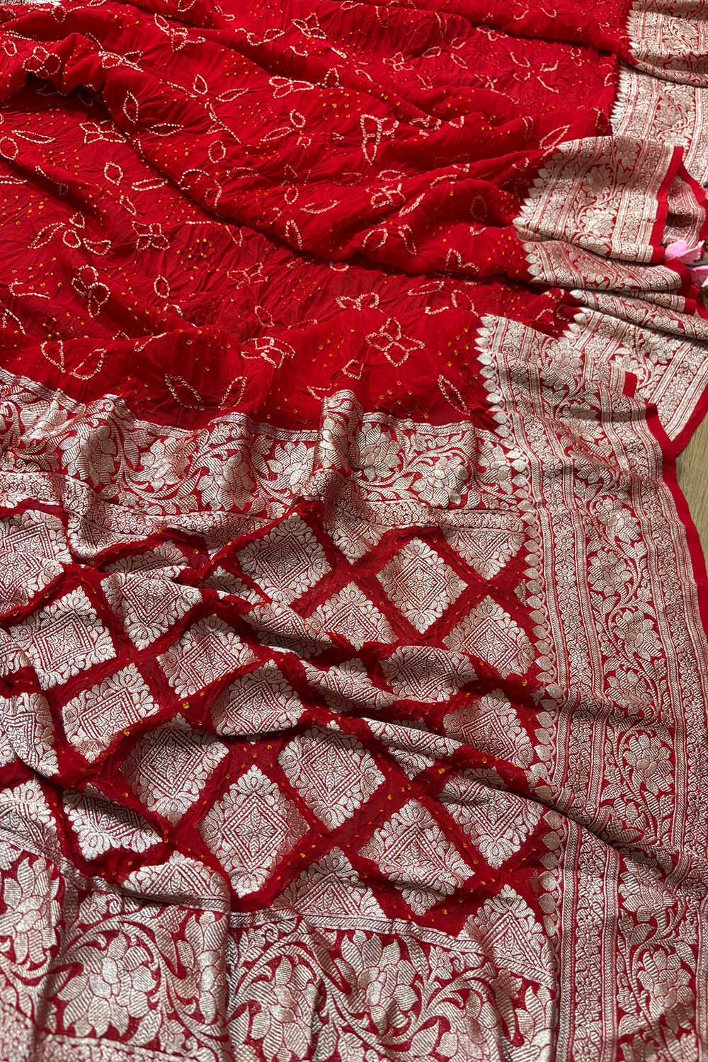 Stunning Red Bandhani Pure Georgette Saree - Luxurion World