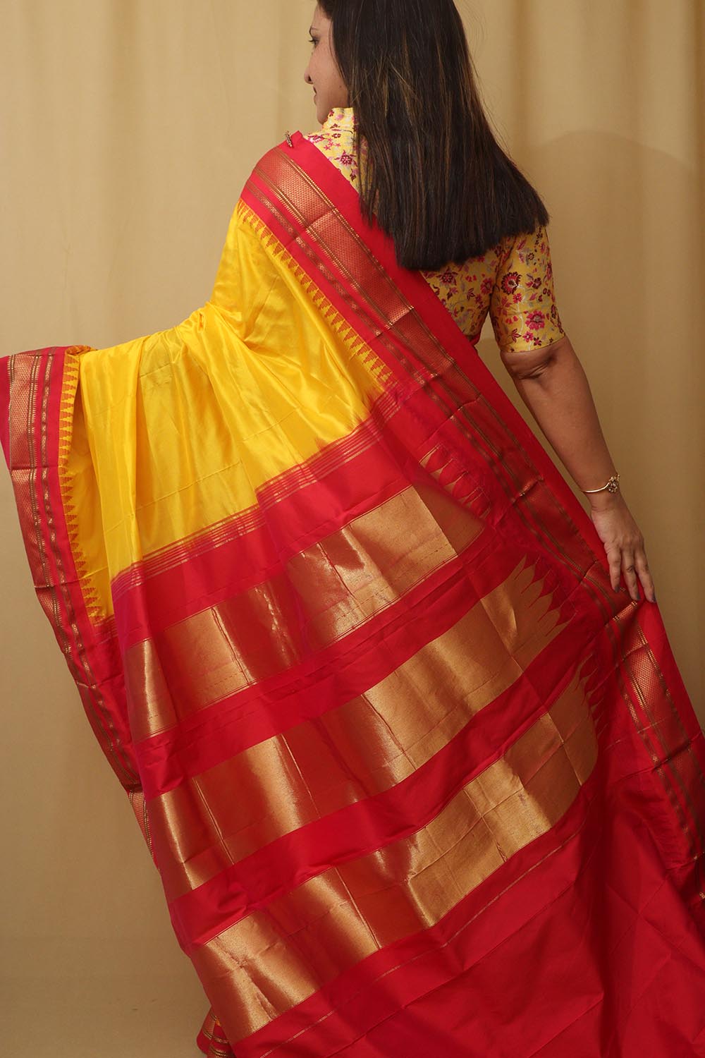 Radiant Yellow Ilkal Pure Silk Saree - Luxurion World