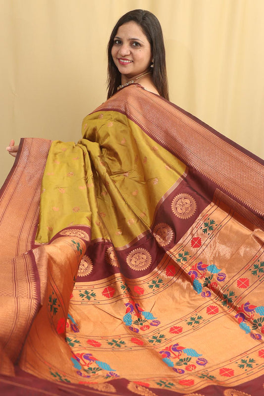 Exquisite Green Paithani Silk Saree with Maharani Pallu - Luxurion World