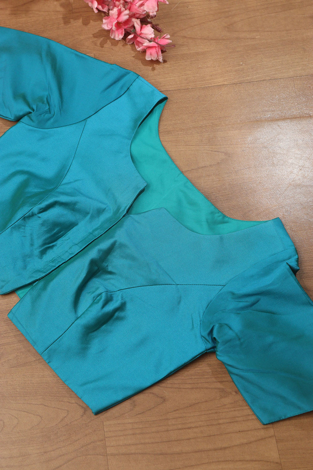 Blue Silk Non Padded Blouse - Elegant and Comfortable - Luxurion World