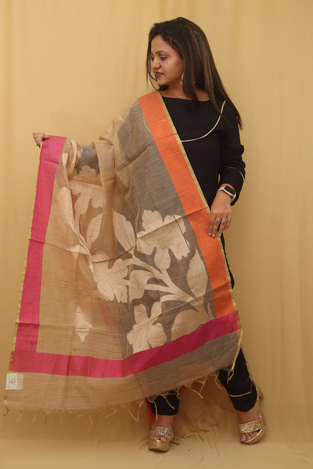 Stylish Pastel Banarasi Cotton Silk Dupatta for Elegant Look - Luxurion World