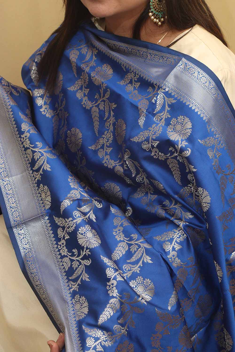 Elegant Blue Banarasi Silk Dupatta - Luxurion World