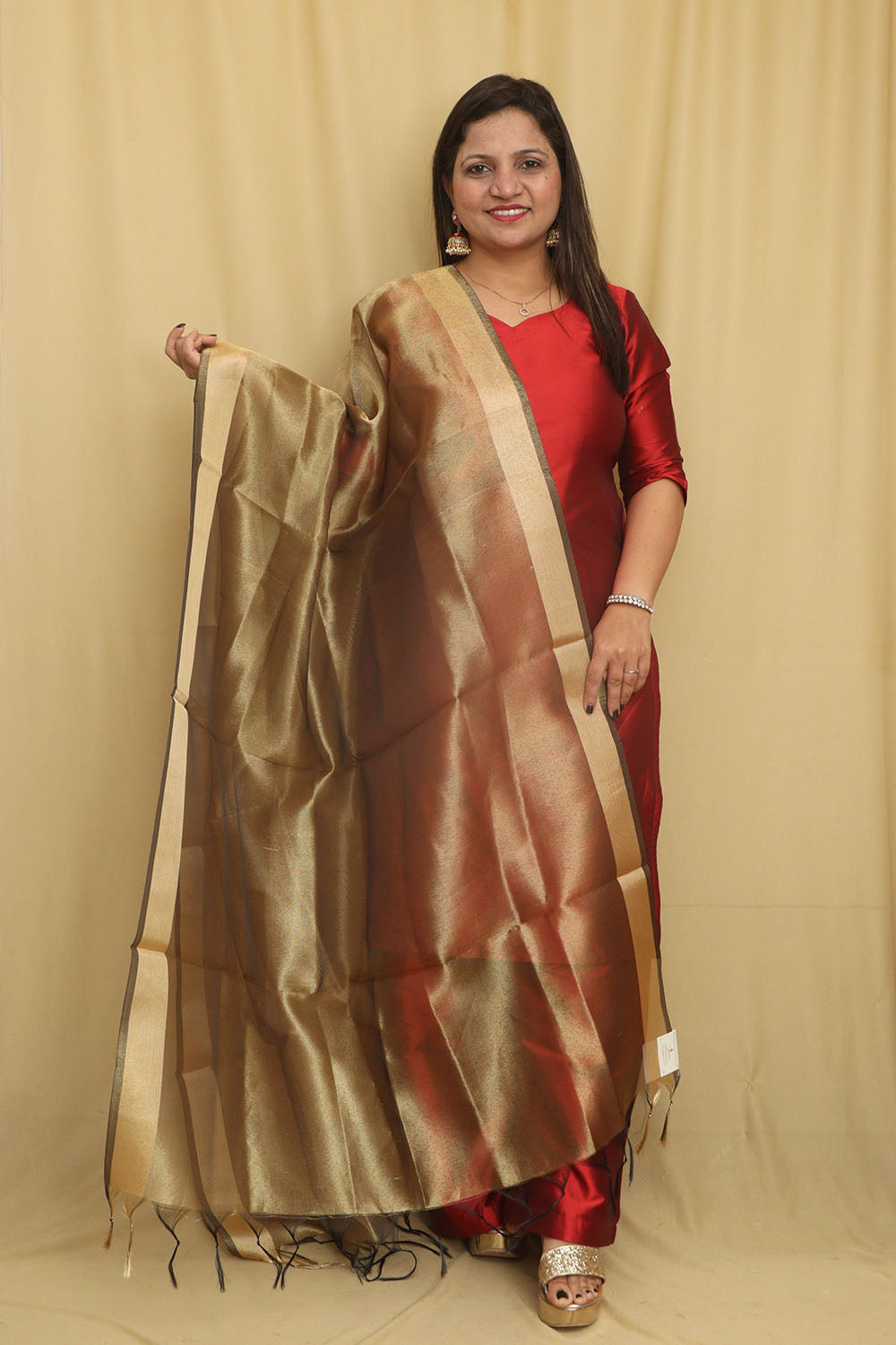 Golden Banarasi Tissue Dupatta - Elegant and Timeless - Luxurion World