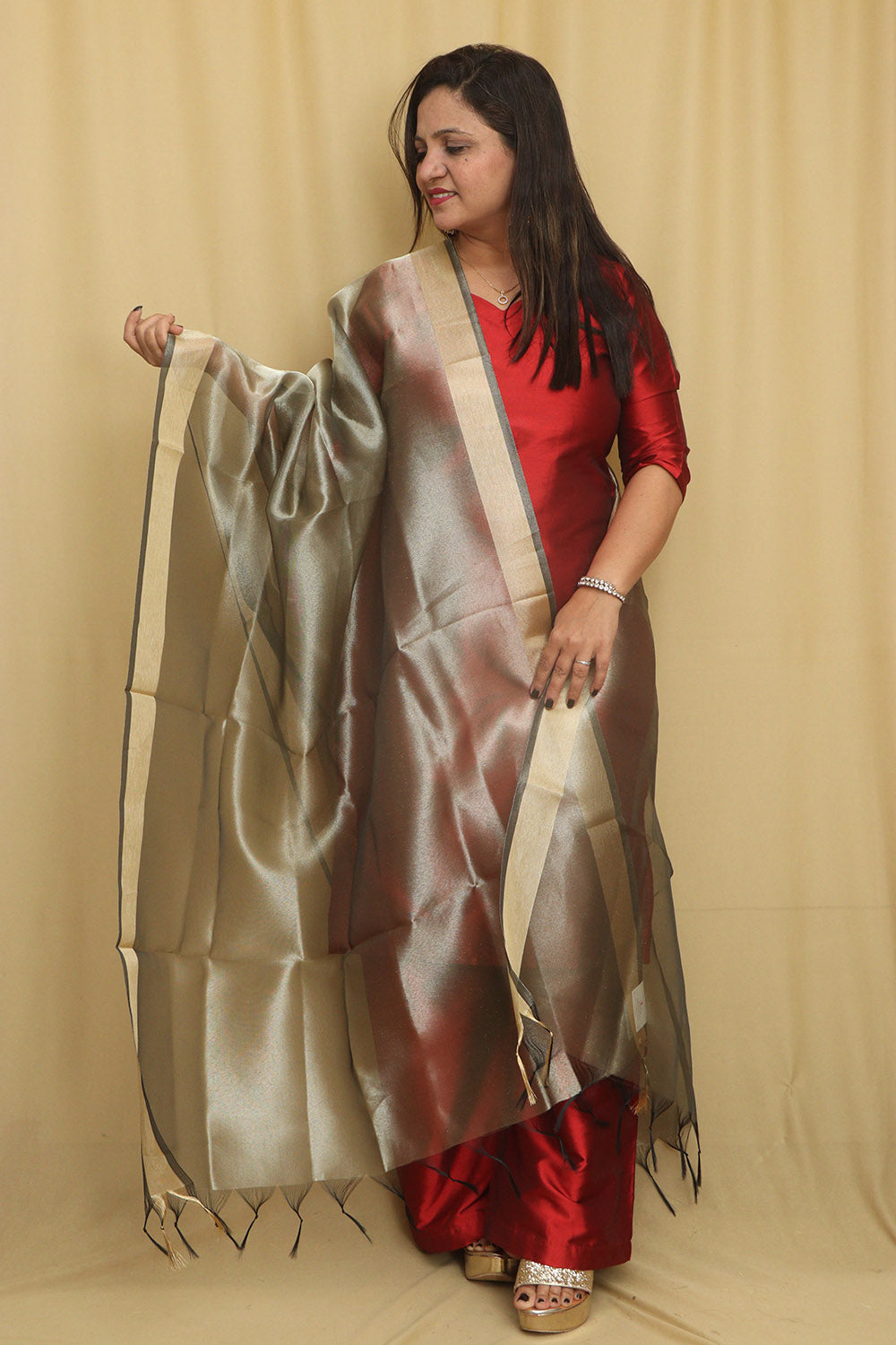 Soft and Elegant Pastel Banarasi Tissue Dupatta - Luxurion World