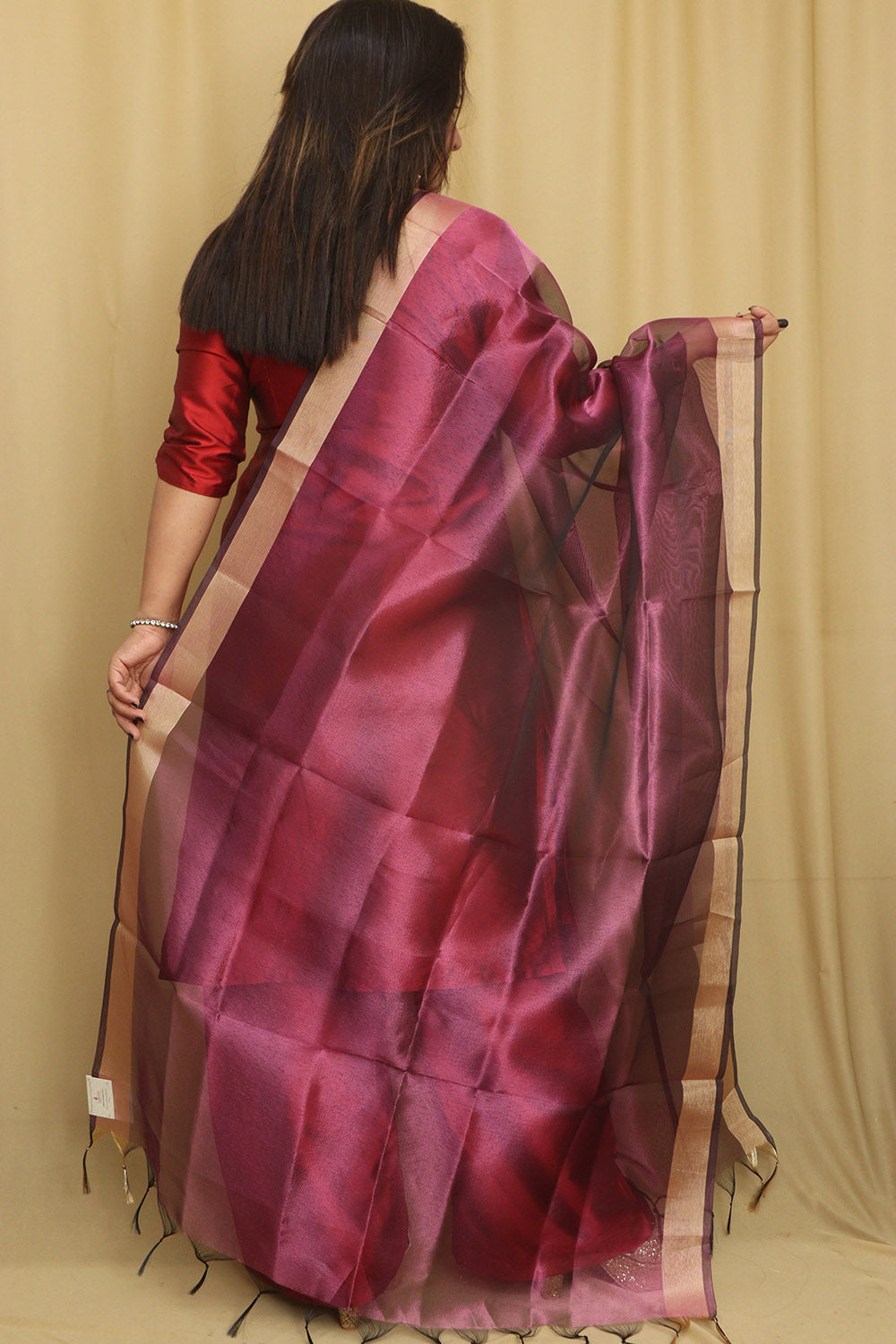 Pretty in Pink: Banarasi Tissue Dupatta - Luxurion World