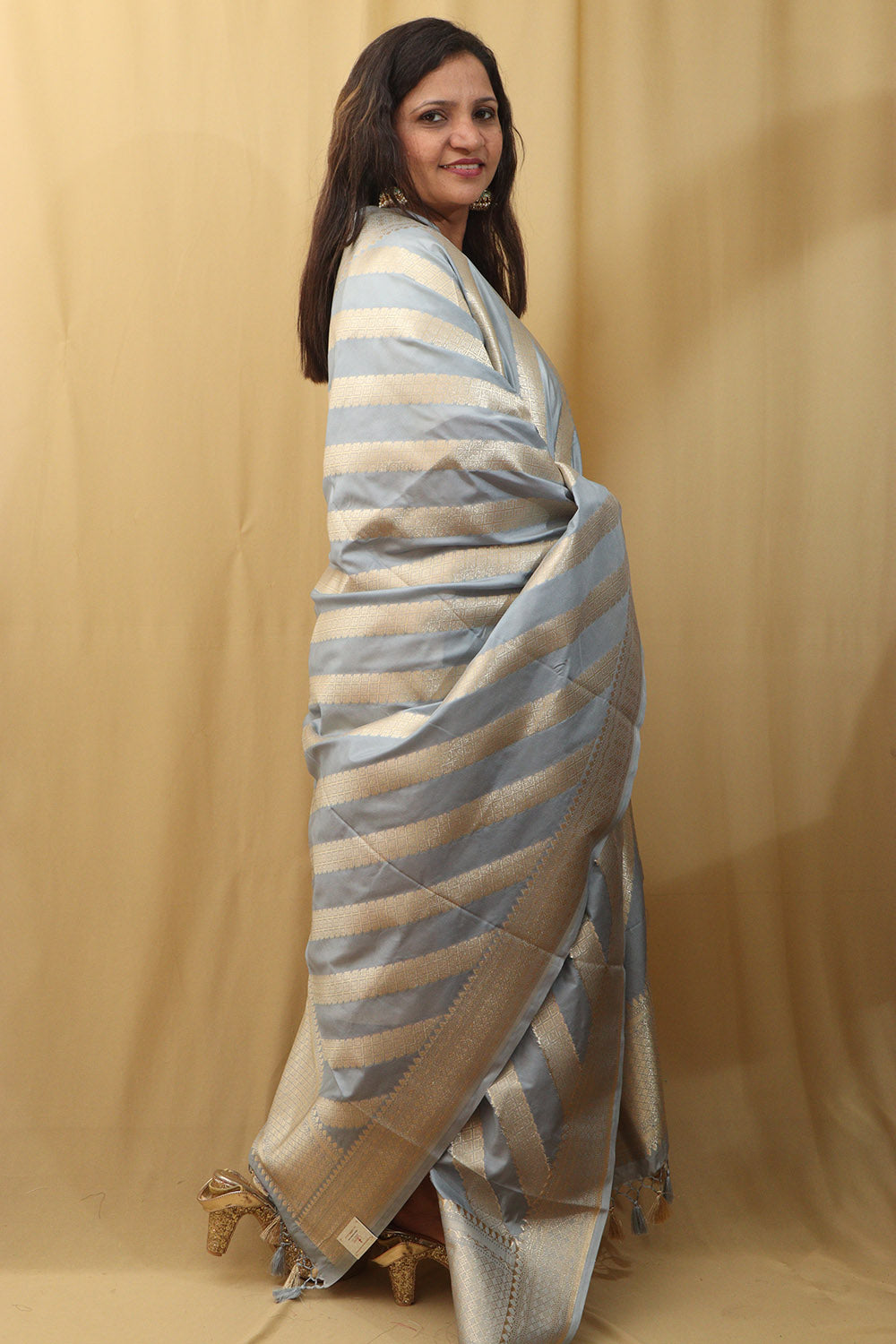 Grey Banarasi Silk Dupatta - Luxurion World