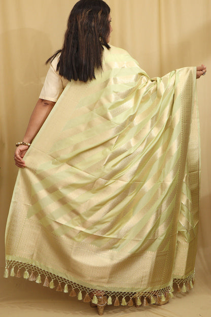 Green Banarasi Silk Dupatta - Luxurion World