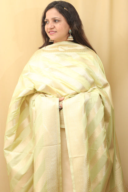 Green Banarasi Silk Dupatta - Luxurion World