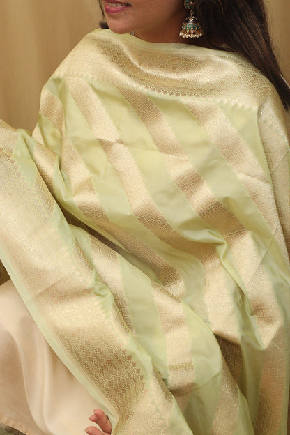 Green Banarasi Silk Dupatta - Luxurion World