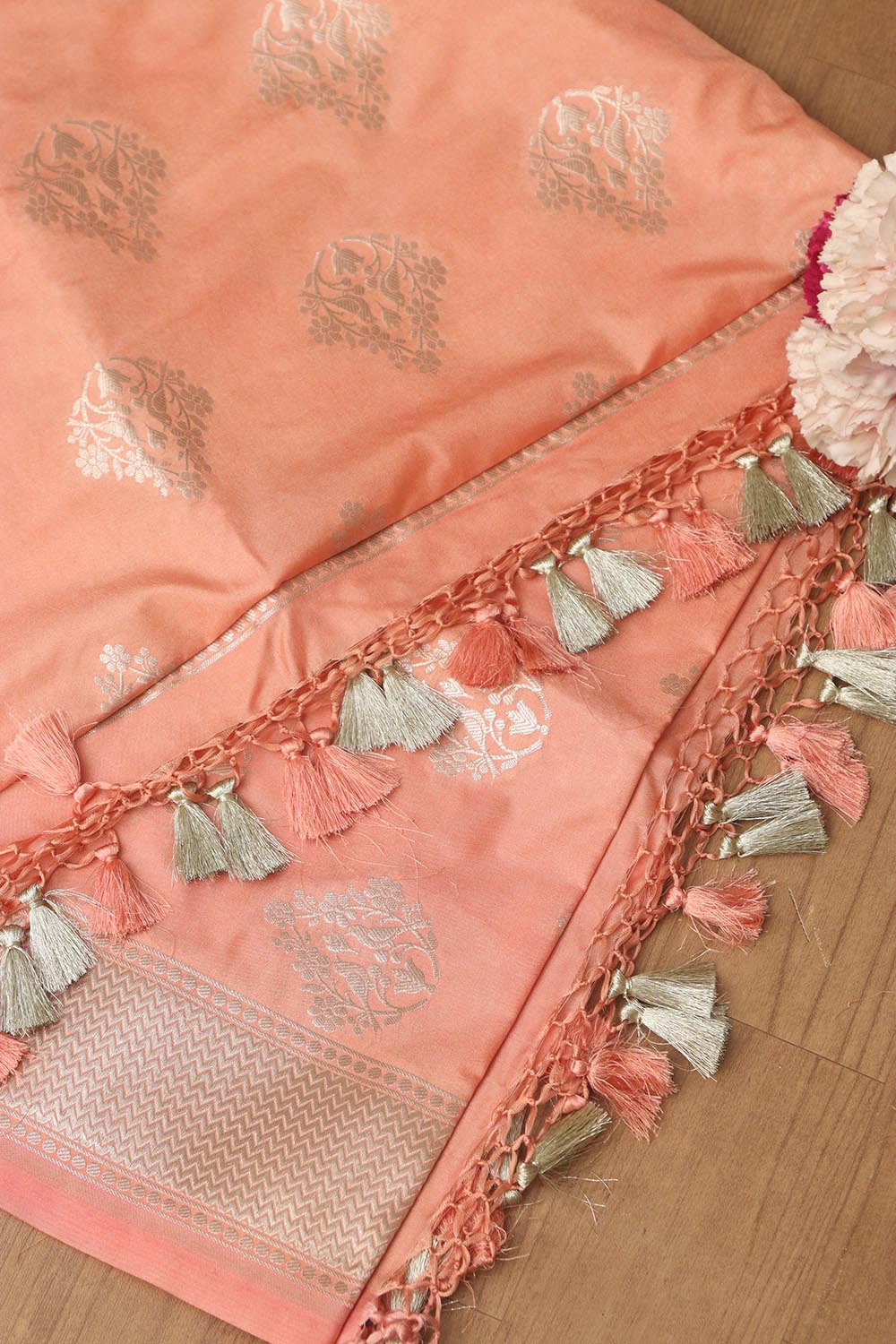 Peach Banarasi Silk Dupatta - Elegant and Timeless - Luxurion World