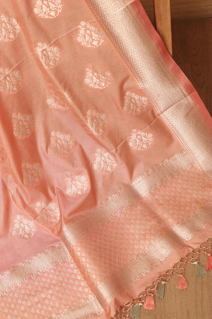 Peach Banarasi Silk Dupatta - Elegant and Timeless - Luxurion World