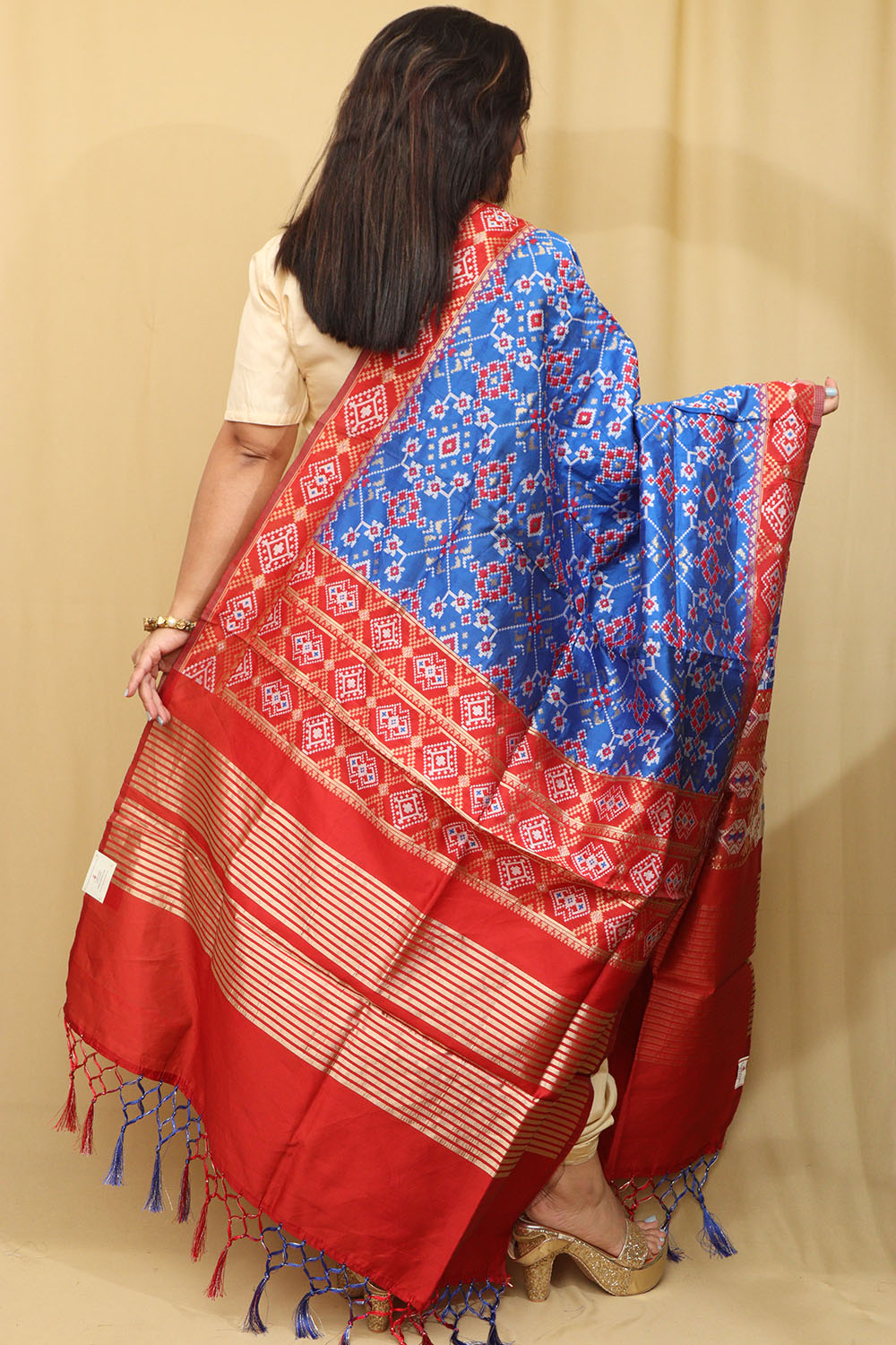 Stunning Blue Patola Silk Dupatta - Elegant and Timeless - Luxurion World