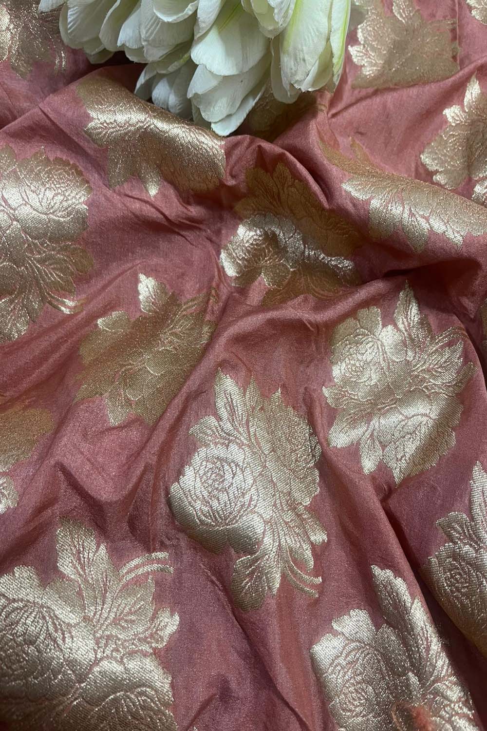 Onion Pink Banarasi Silk Fabric ( 1 Mtr ) - Luxurion World