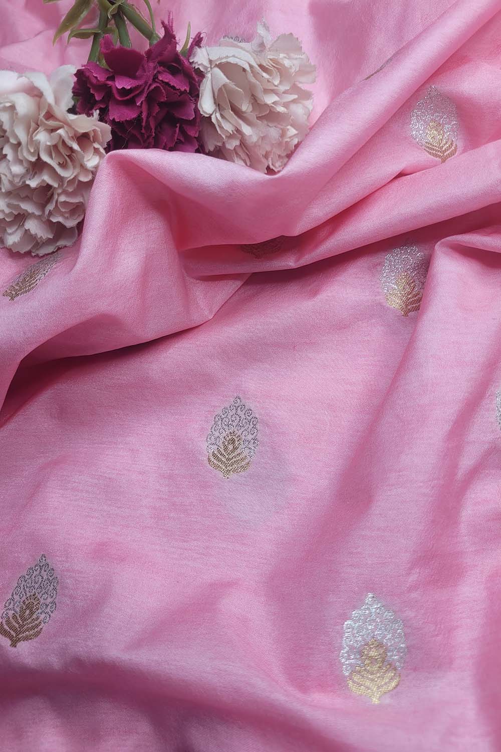 Beautiful Pink Banarasi Silk Fabric ( 1 Mtr ) - Luxurion World