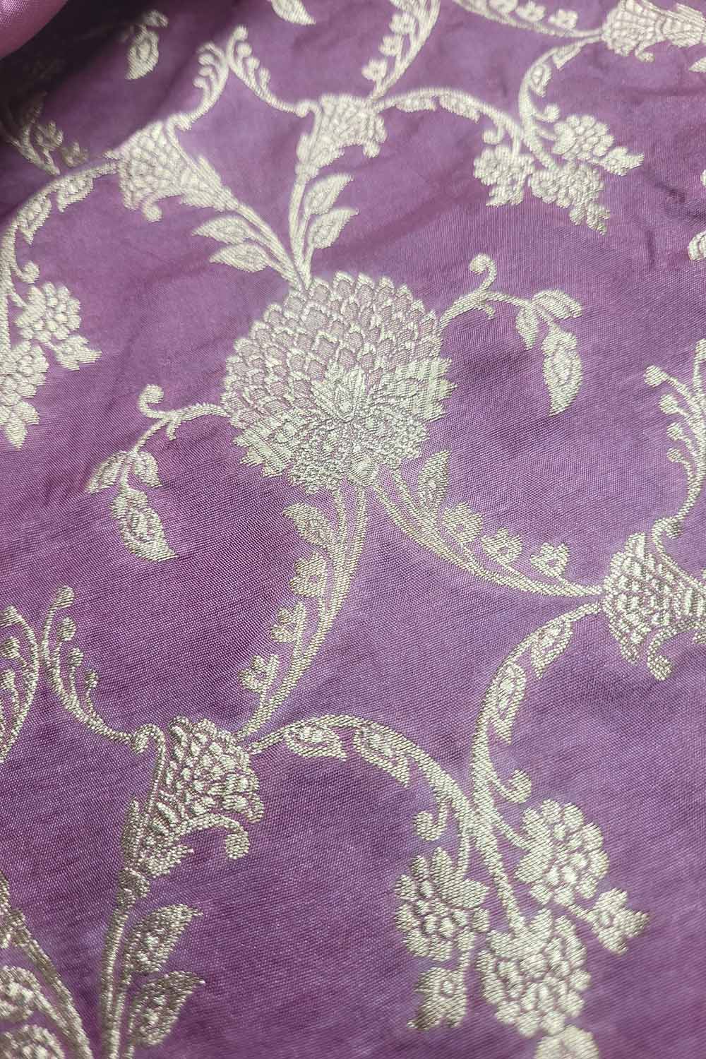 Exquisite Purple Banarasi Silk Fabric - Luxurious Elegance ( 1 Mtr ) - Luxurion World