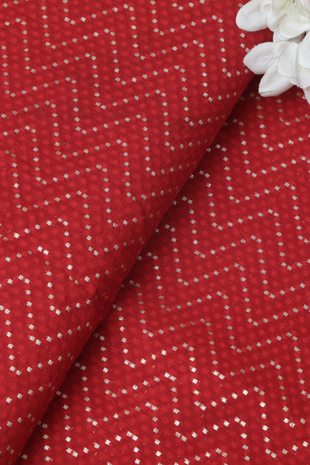 Red Banarasi Cotton Zig Zag Design Fabric ( 1 Mtr ) - Luxurion World