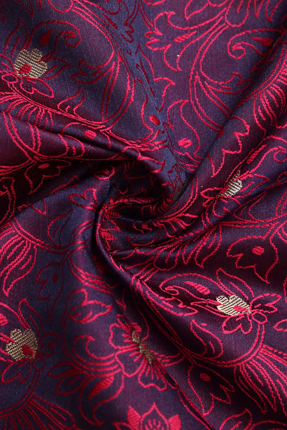 Exquisite Purple Banarasi Tanchui Silk Fabric ( 2.5 Mtr ) - Luxurion World