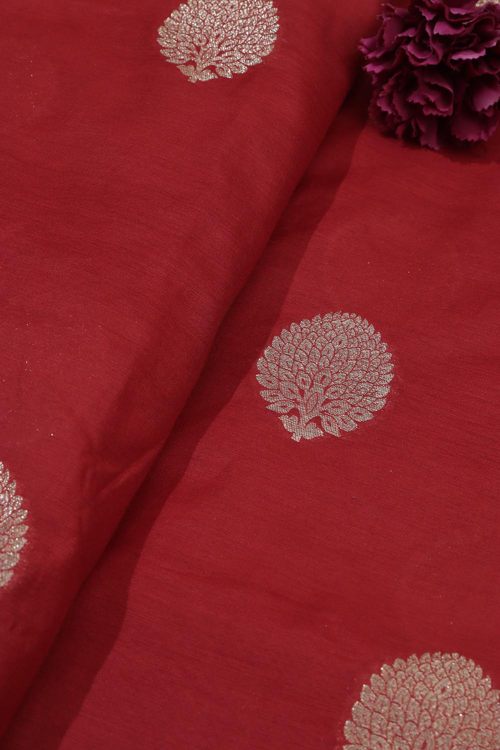 Exquisite Red Banarasi Chanderi Silk Fabric ( 0.5 Mtr ) - Luxurion World