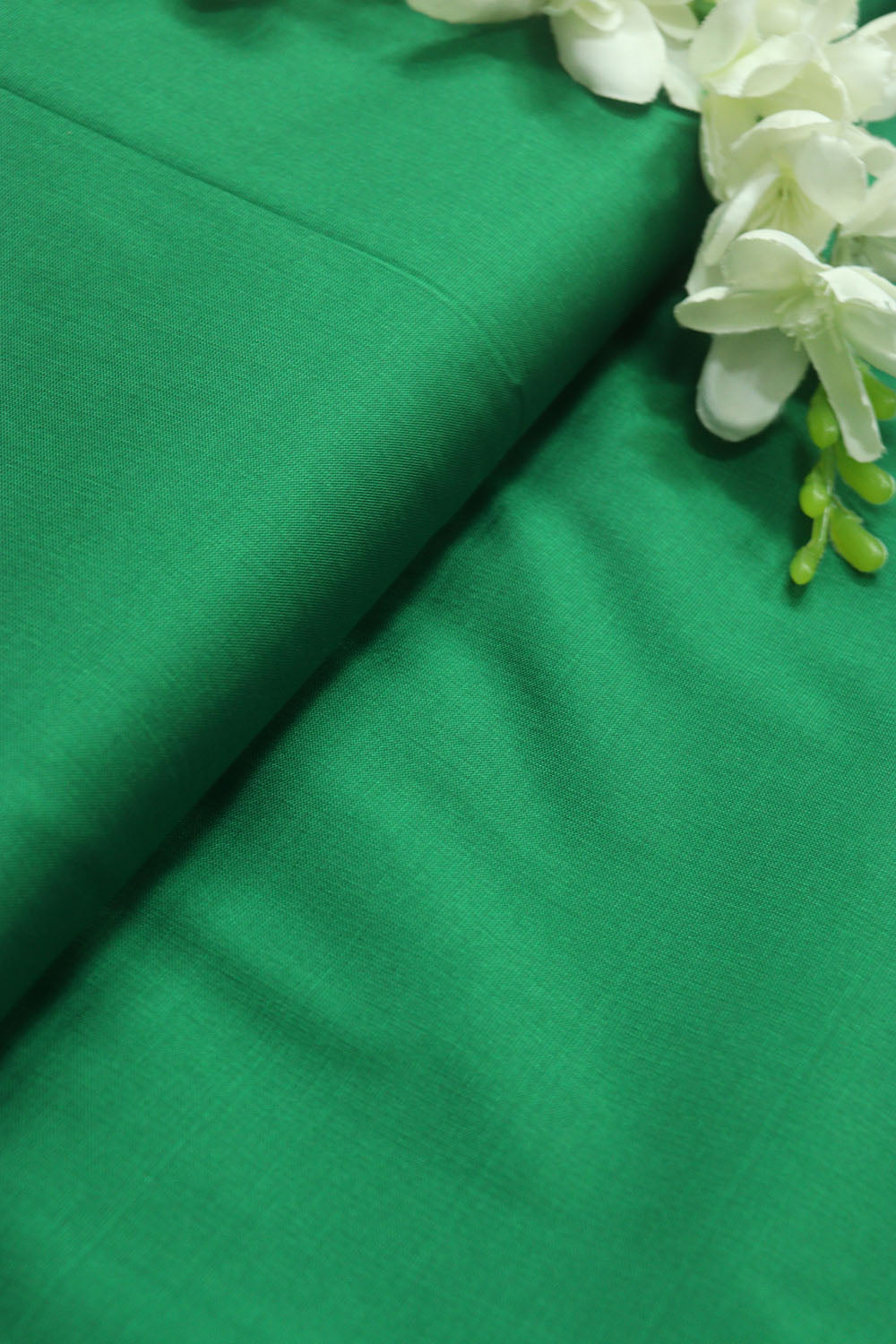 Green Plain Silk Fabric ( 1 Mtr ) - Luxurion World