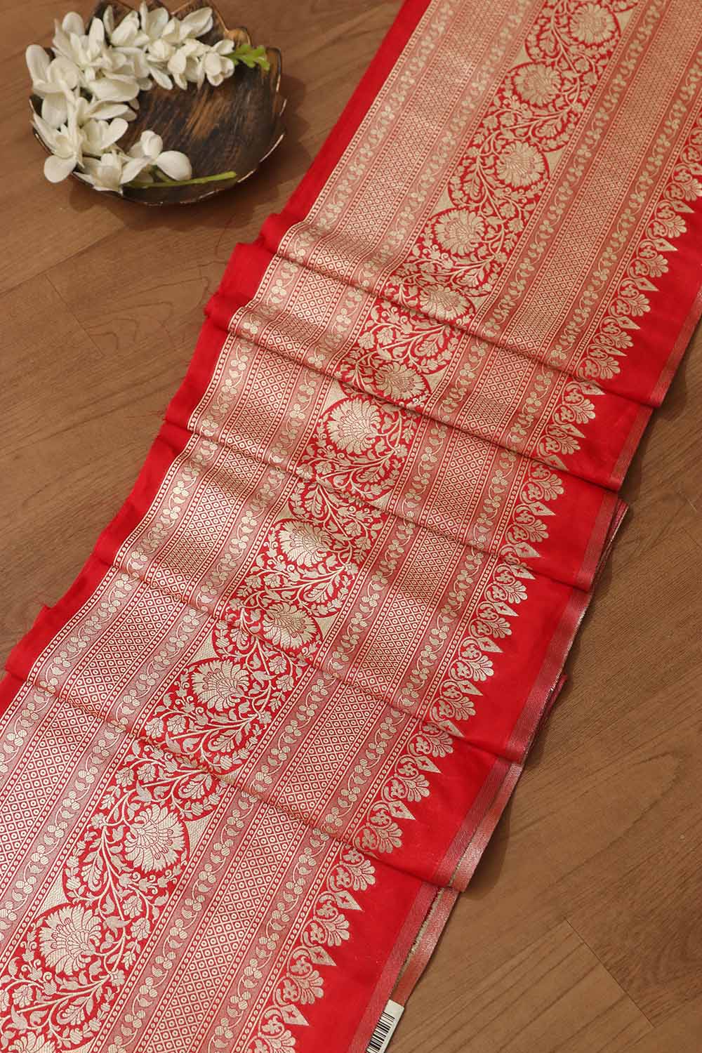 Elegant Red Banarasi Silk Lace ( 1 mtr ) - Luxurion World