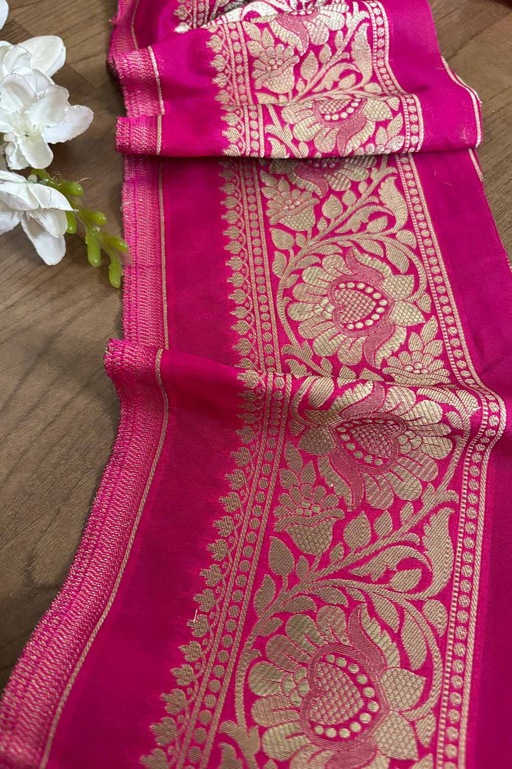 Stunning Pink Banarasi Silk Lace ( 1 Mtr ) - Luxurion World