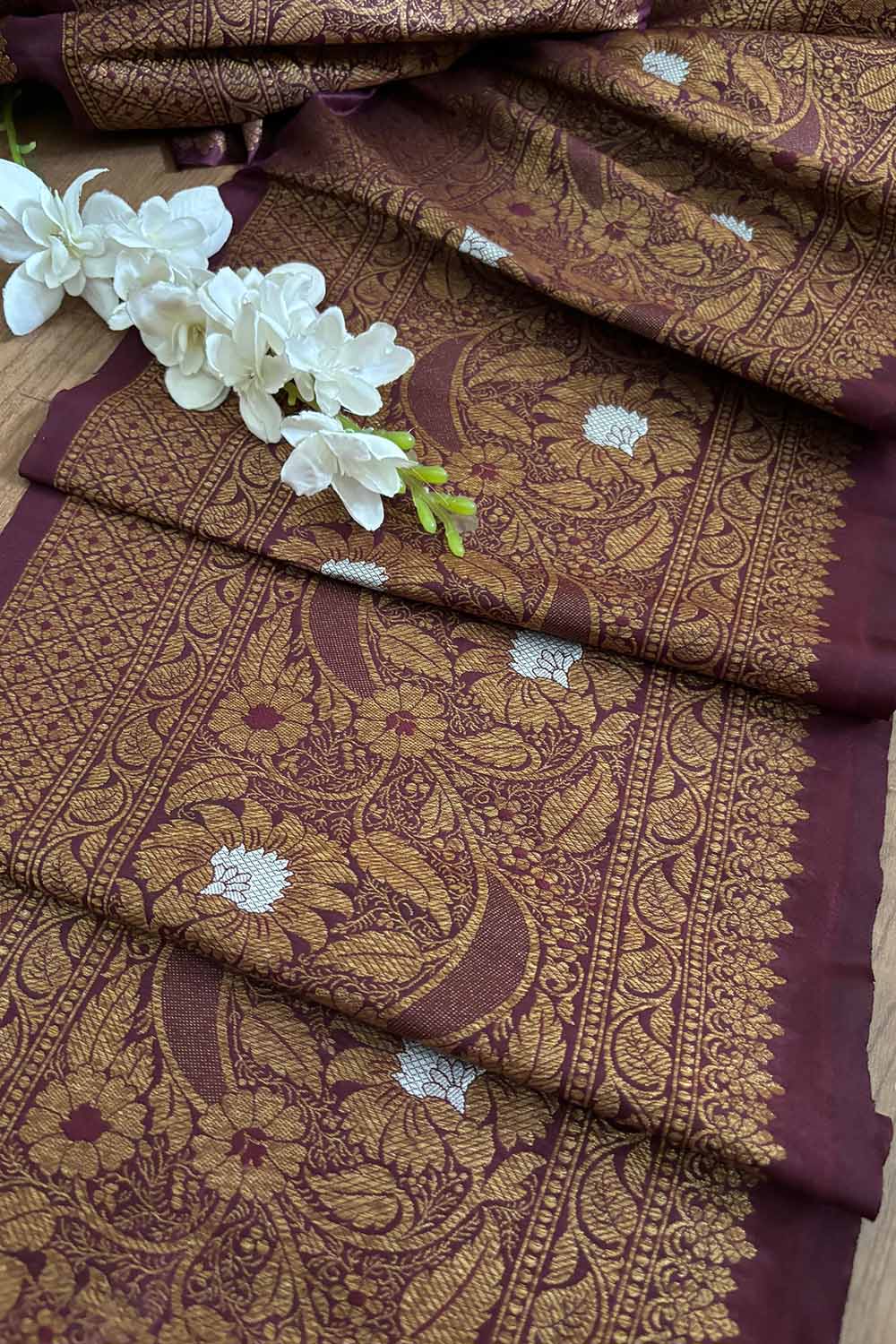 Elegant Brown Banarasi Silk Lace ( 1 Mtr ) - Luxurion World