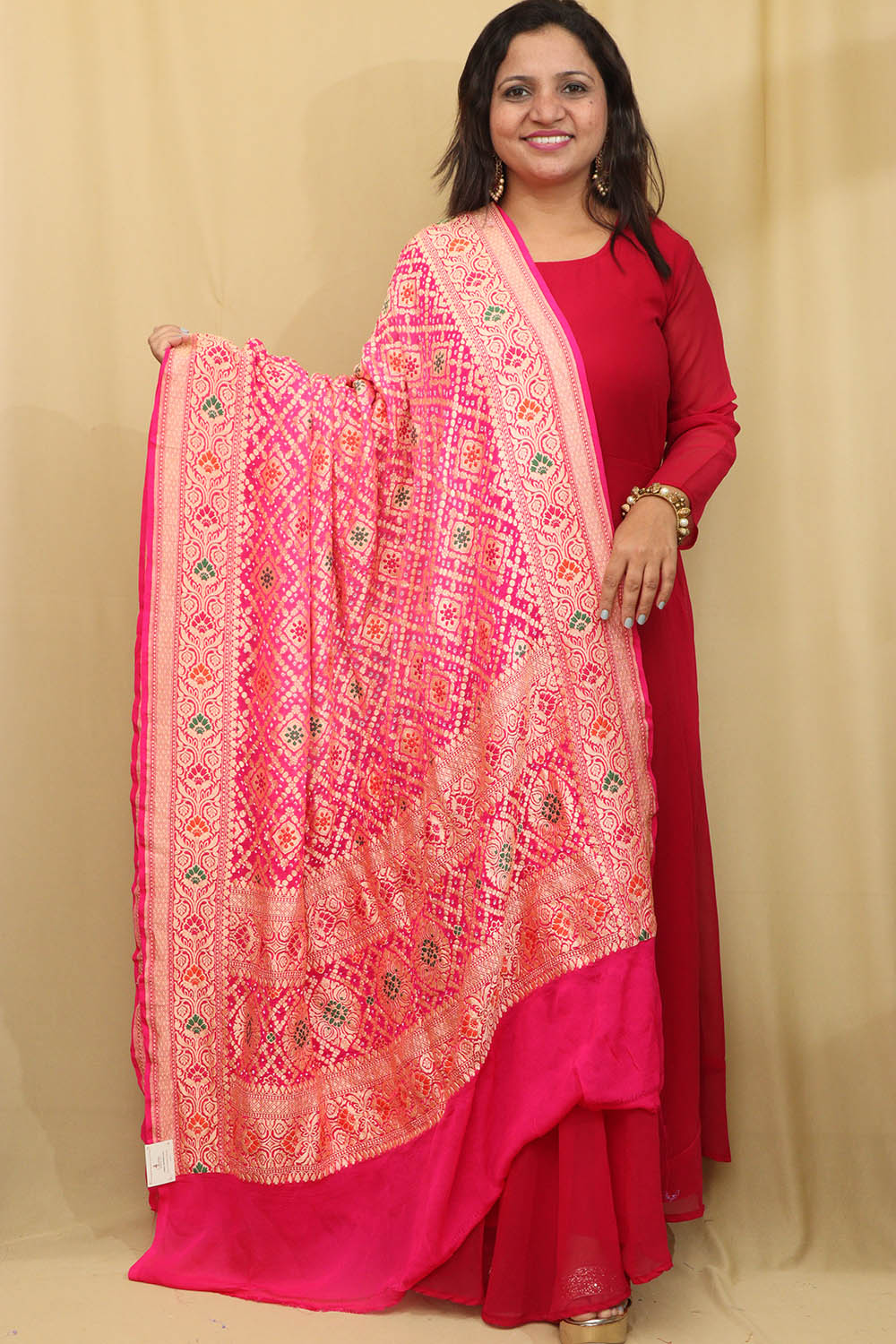 Stunning Pink Shaded Banarasi Bandhani Pure Georgette Meenakari Dupatta - Luxurion World