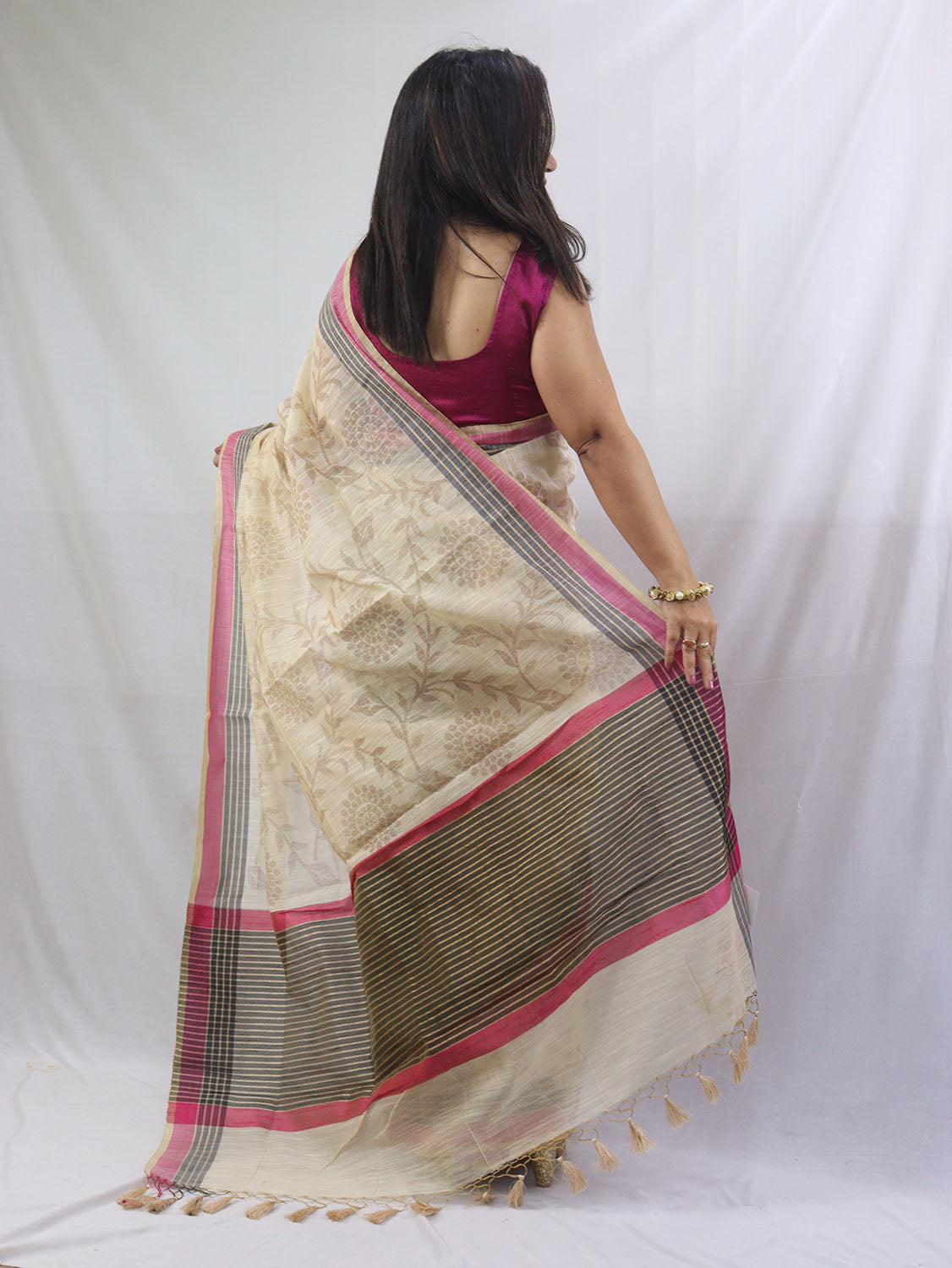 Banarasi Cotton Silk Saree with Meenakari Jaal Weaving& Contrast Borde –  Banarasikargha