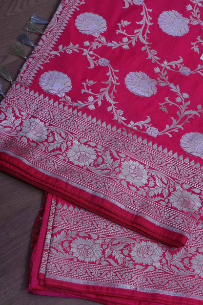 Stunning Pink Banarasi Silk Saree - Elegant and Timeless - Luxurion World