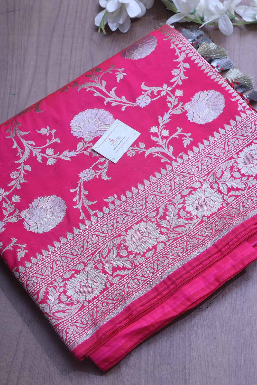 Stunning Pink Banarasi Silk Saree - Elegant and Timeless - Luxurion World