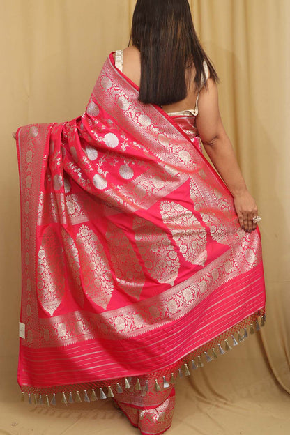 Stunning Pink Banarasi Silk Saree - Elegant and Timeless - Luxurion World