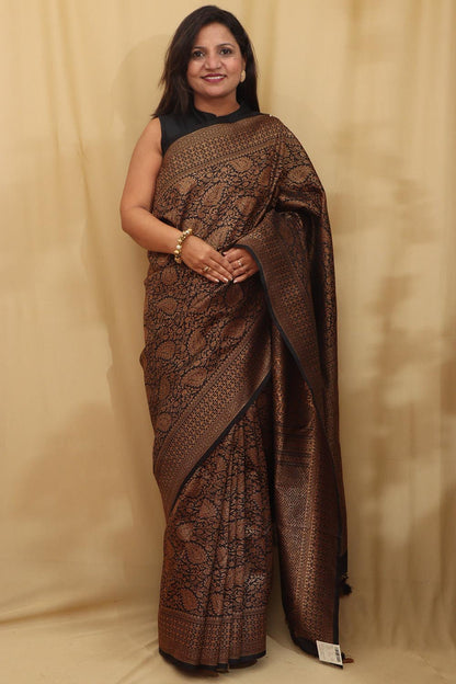 Elegant Black Banarasi Silk Saree - Timeless Beauty - Luxurion World