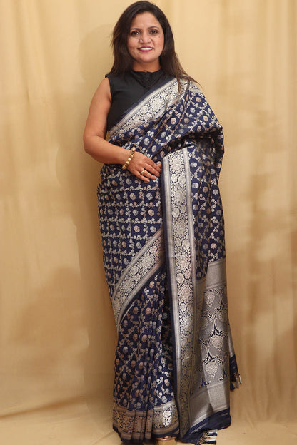 Timeless Beauty: Elegant Blue Banarasi Silk Saree - Luxurion World