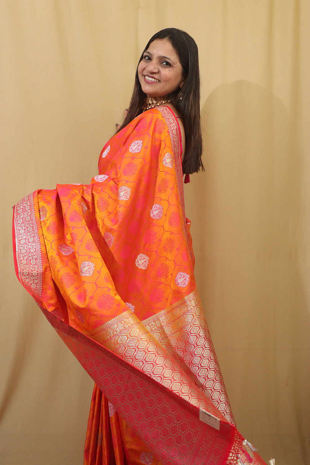 Timeless Beauty: Elegant Orange & Pink Banarasi Silk Saree - Luxurion World