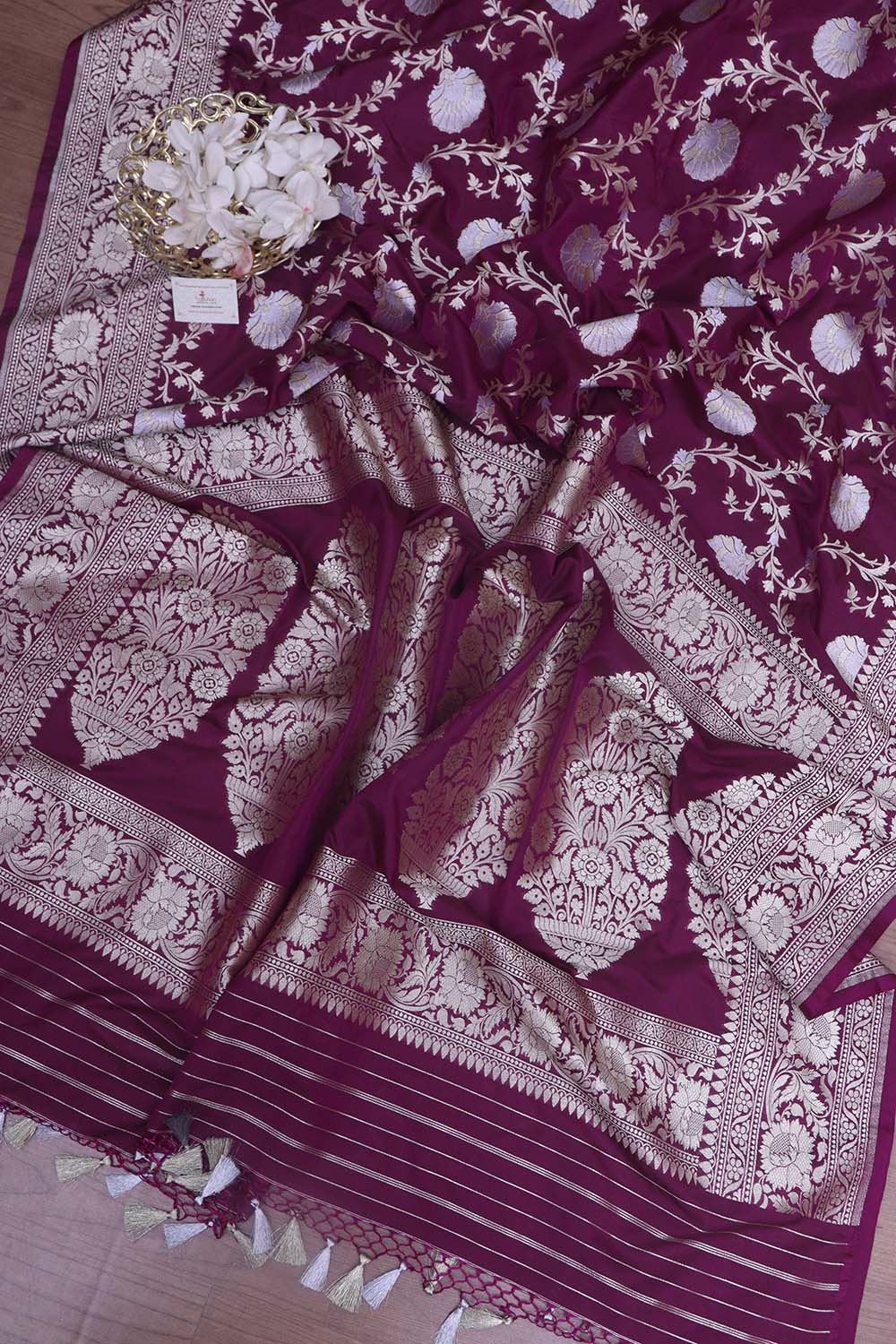 Regal Purple Banarasi Silk Saree - Timeless Elegance - Luxurion World