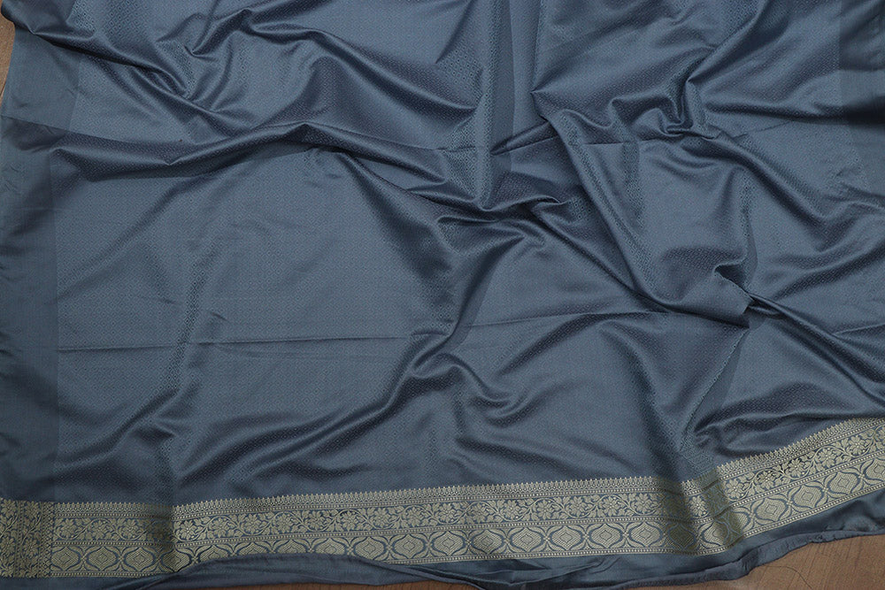 Graceful Grey Banarasi Silk Saree - Luxurion World