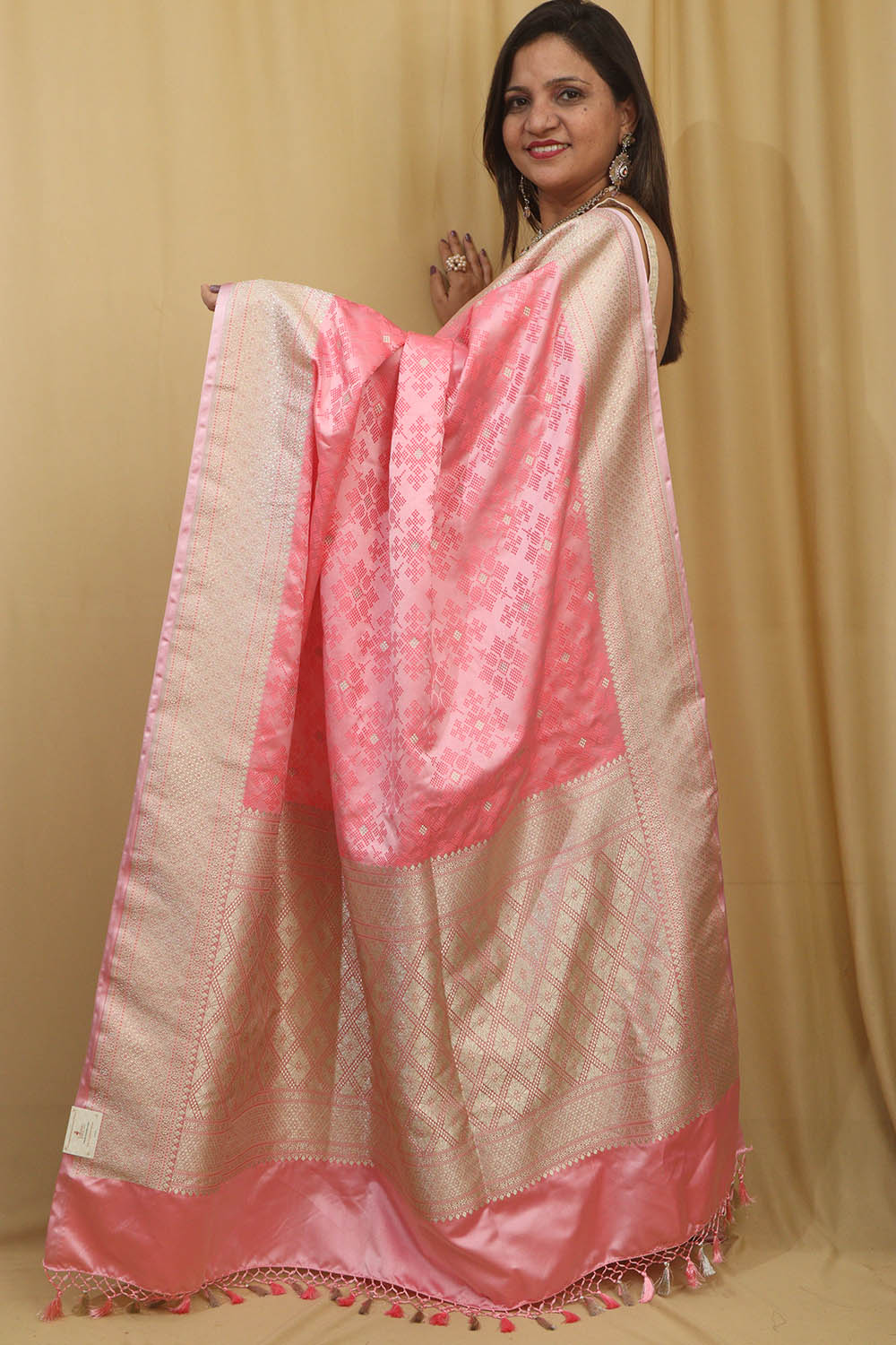 Stunning Banarasi Silk Saree in Pretty Pink - Luxurion World