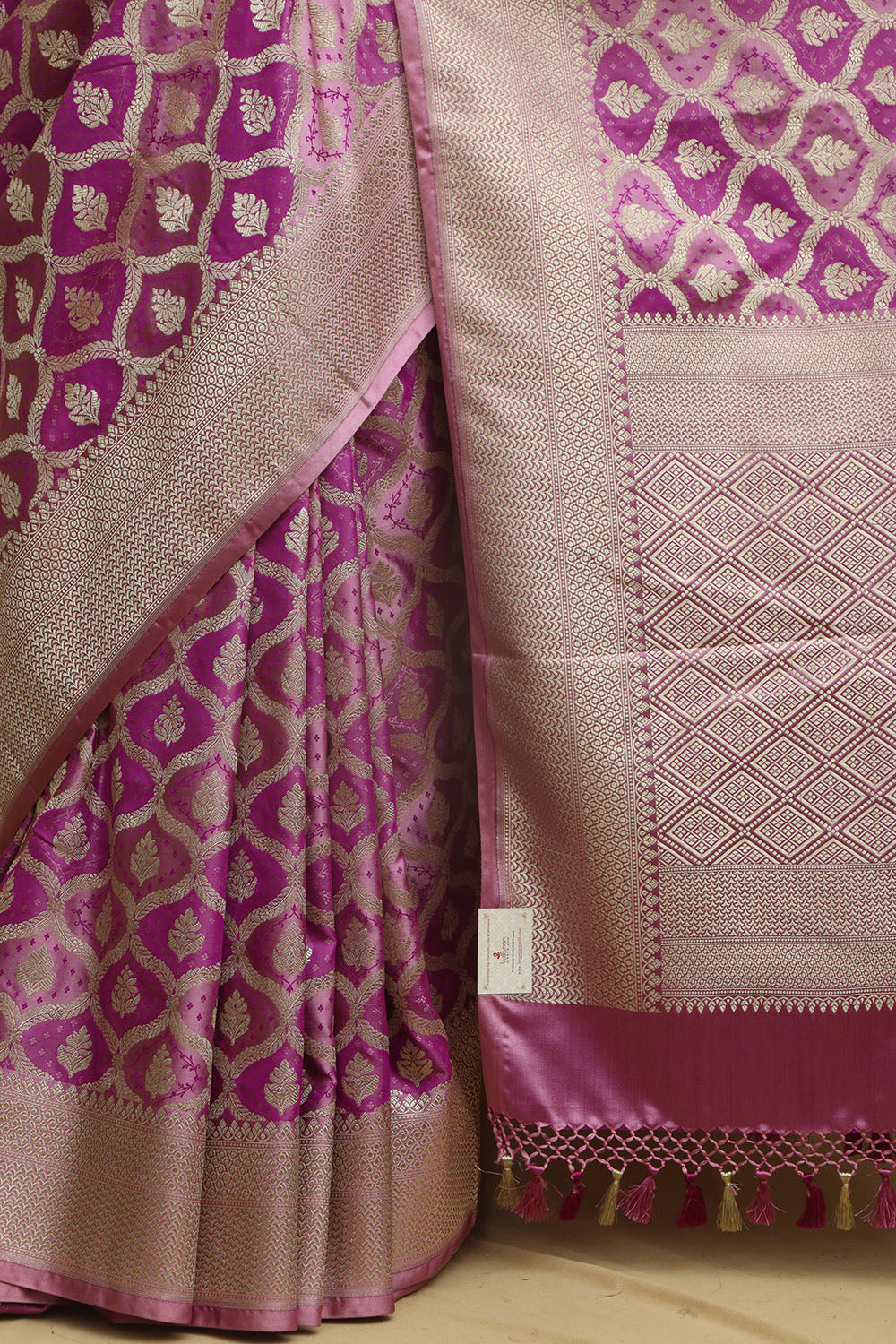 Elegant Purple Banarasi Silk Saree - Perfect for Any Occasion - Luxurion World