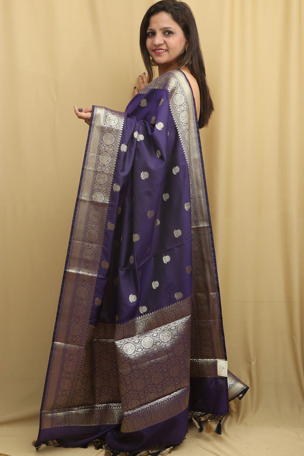 Blue Banarasi Silk Saree - Elegant and Timeless - Luxurion World