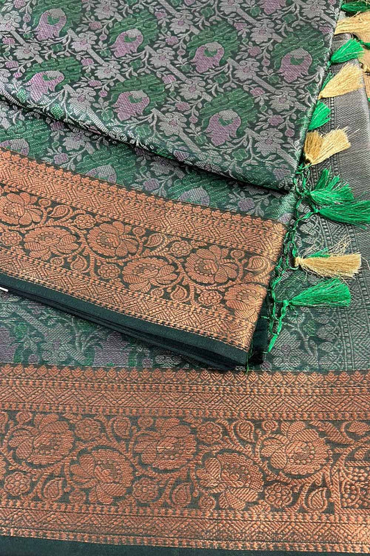 Stunning Green Banarasi Silk Saree - Elegant and Timeless - Luxurion World