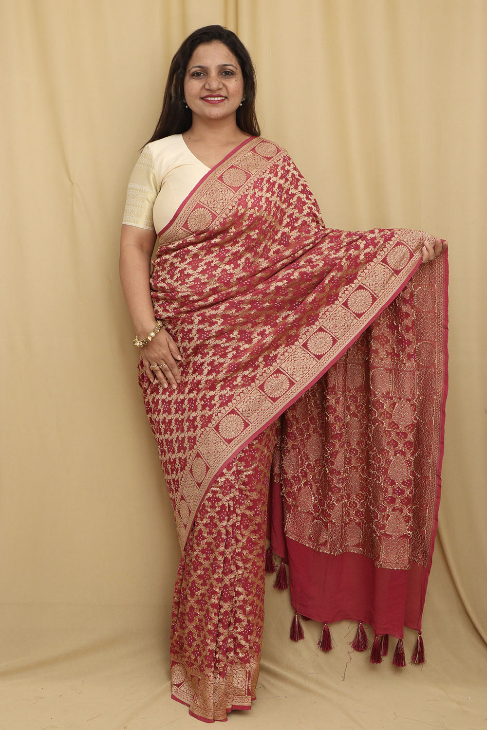 Red Banarasi Bandhani Saree Pure Georgette - Bandhani - Bandhani - Kutch