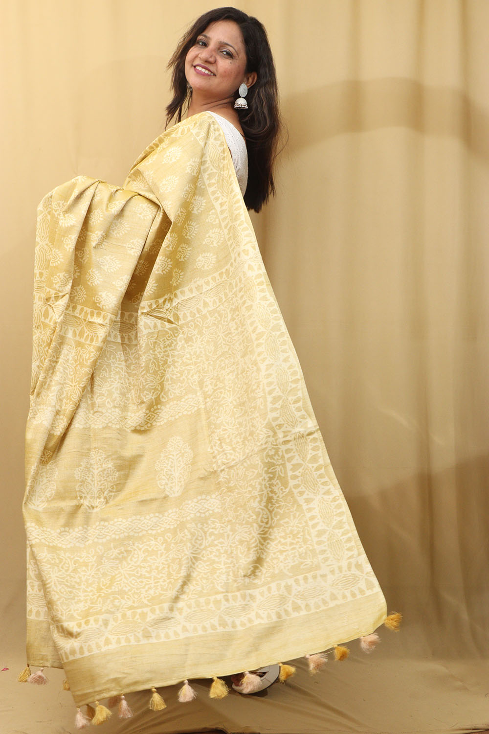 Stunning Yellow Bhagalpur Silk Saree - Elegant and Timeless - Luxurion World