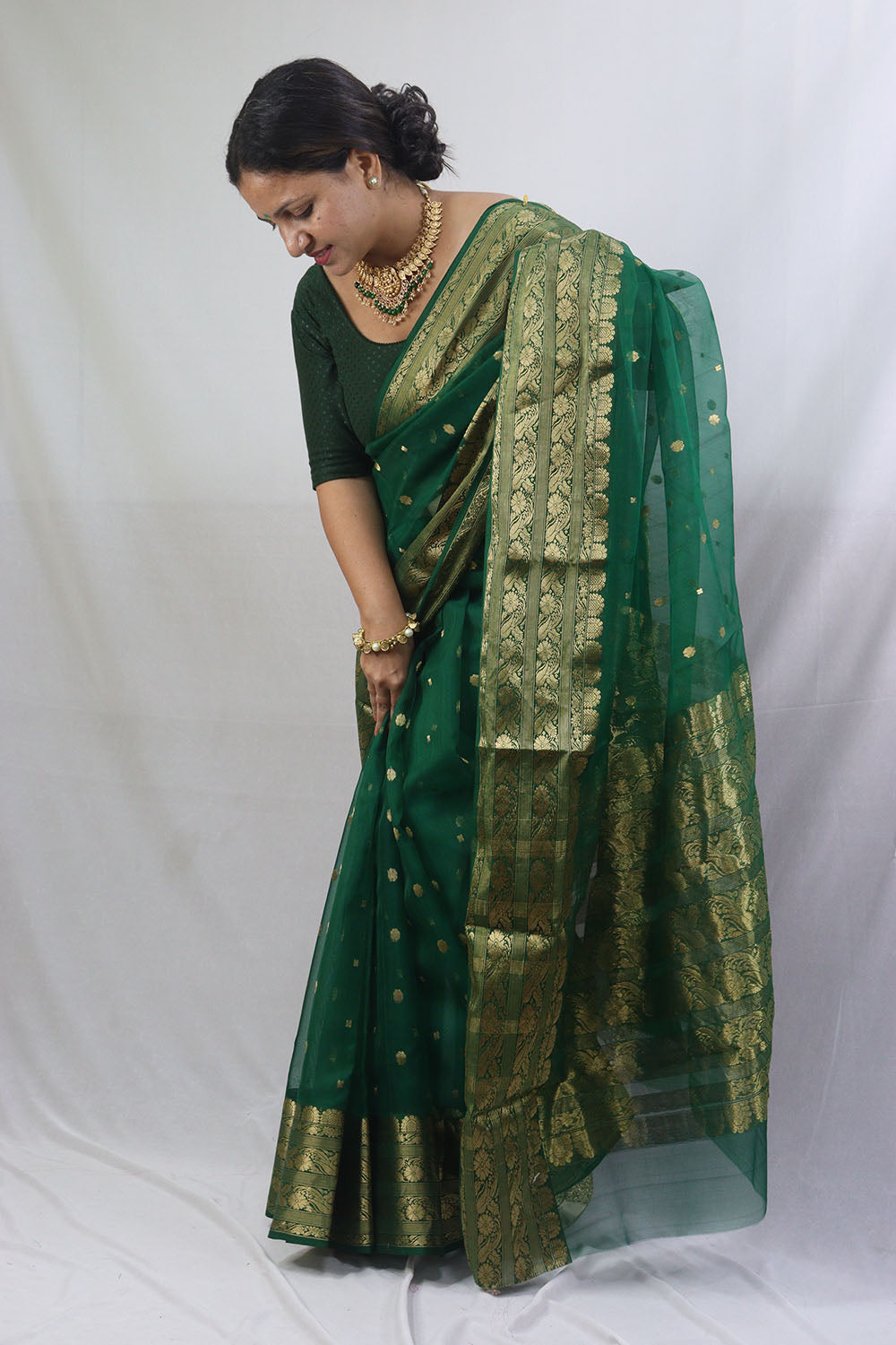 Pale Pink & Lime Green Handwoven Pure Chanderi Saree Set Design by Mint n  oranges at Pernia's Pop Up Shop 2024