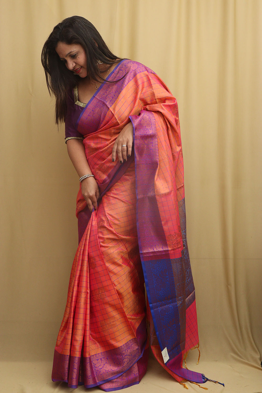 Pink Shot Kanjeevaram Silk Checks Saree - Elegant and Timeless - Luxurion World