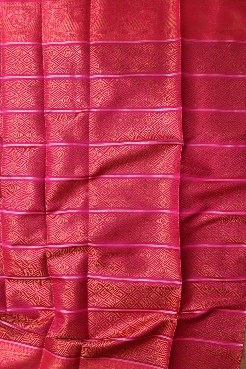 Elegant Purple Silk Checks Saree: Kanjeevaram Beauty - Luxurion World