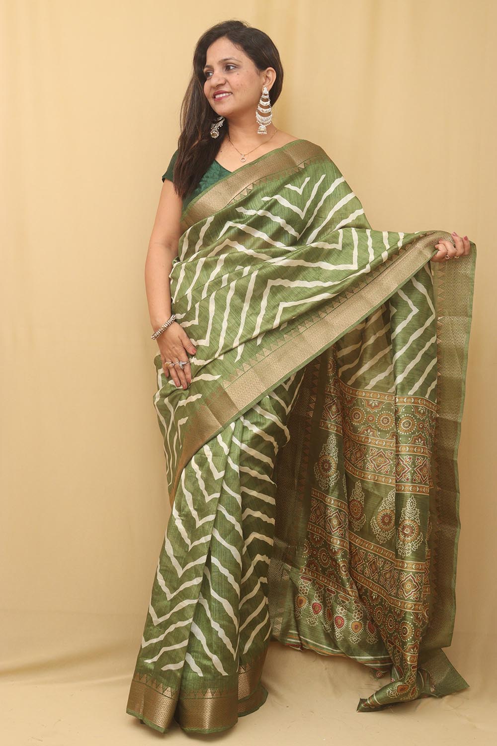 Yellow Rani Leheriya Saree – Threads & Blocks