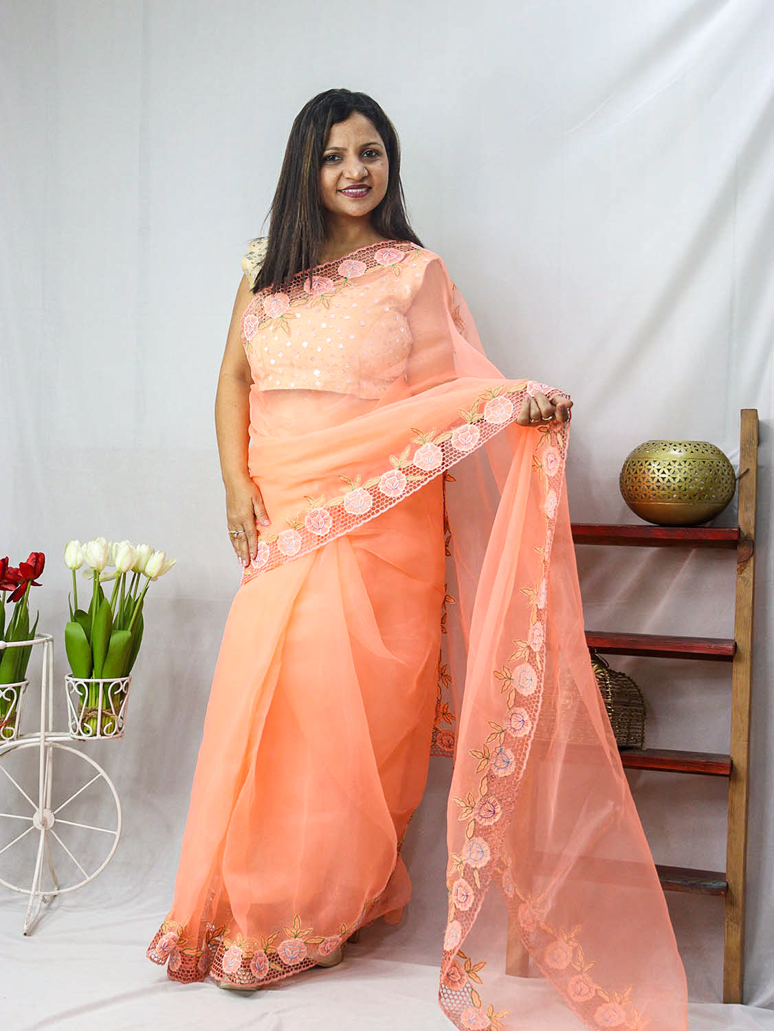 Attractive Organza Saree For Womens